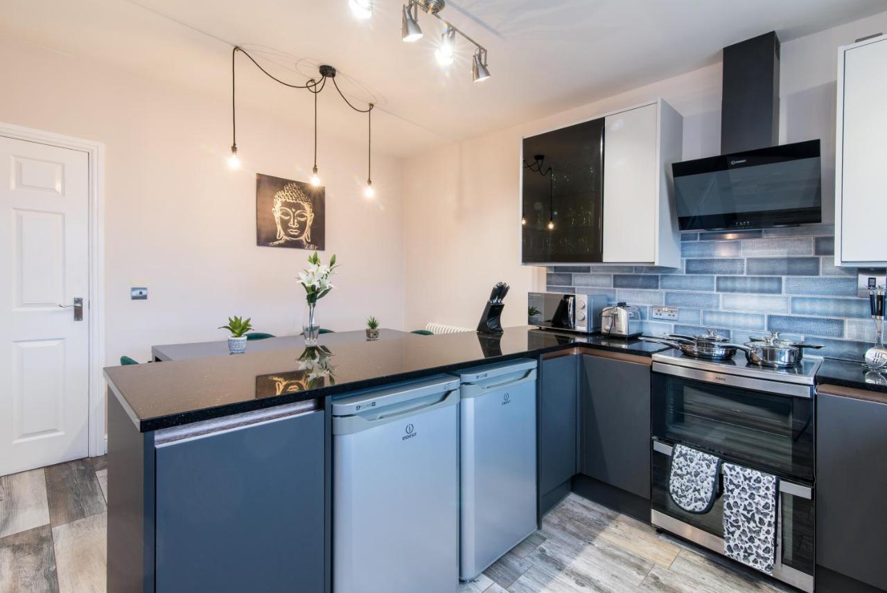 매틀록 Immaculate 3 Bed House - Stunning Balcony Views 아파트 외부 사진