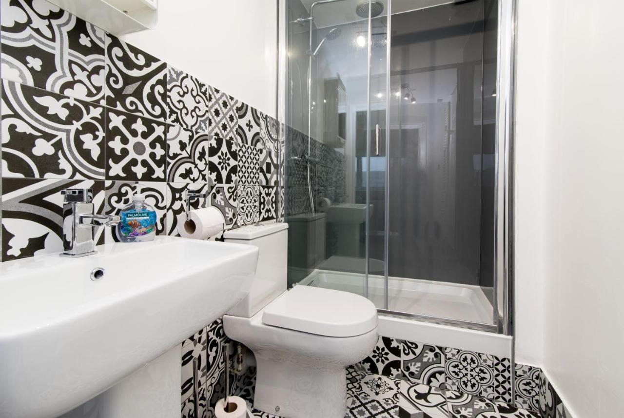 매틀록 Immaculate 3 Bed House - Stunning Balcony Views 아파트 외부 사진