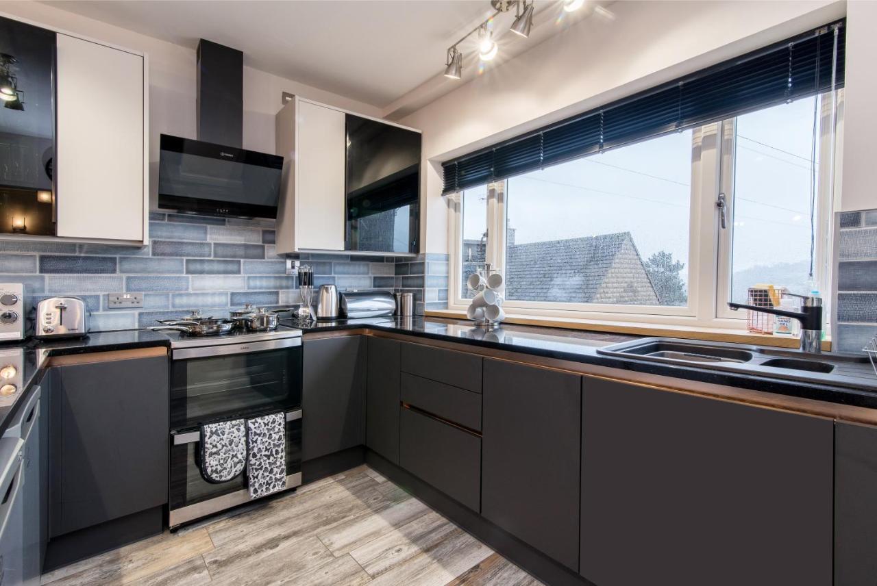매틀록 Immaculate 3 Bed House - Stunning Balcony Views 아파트 외부 사진