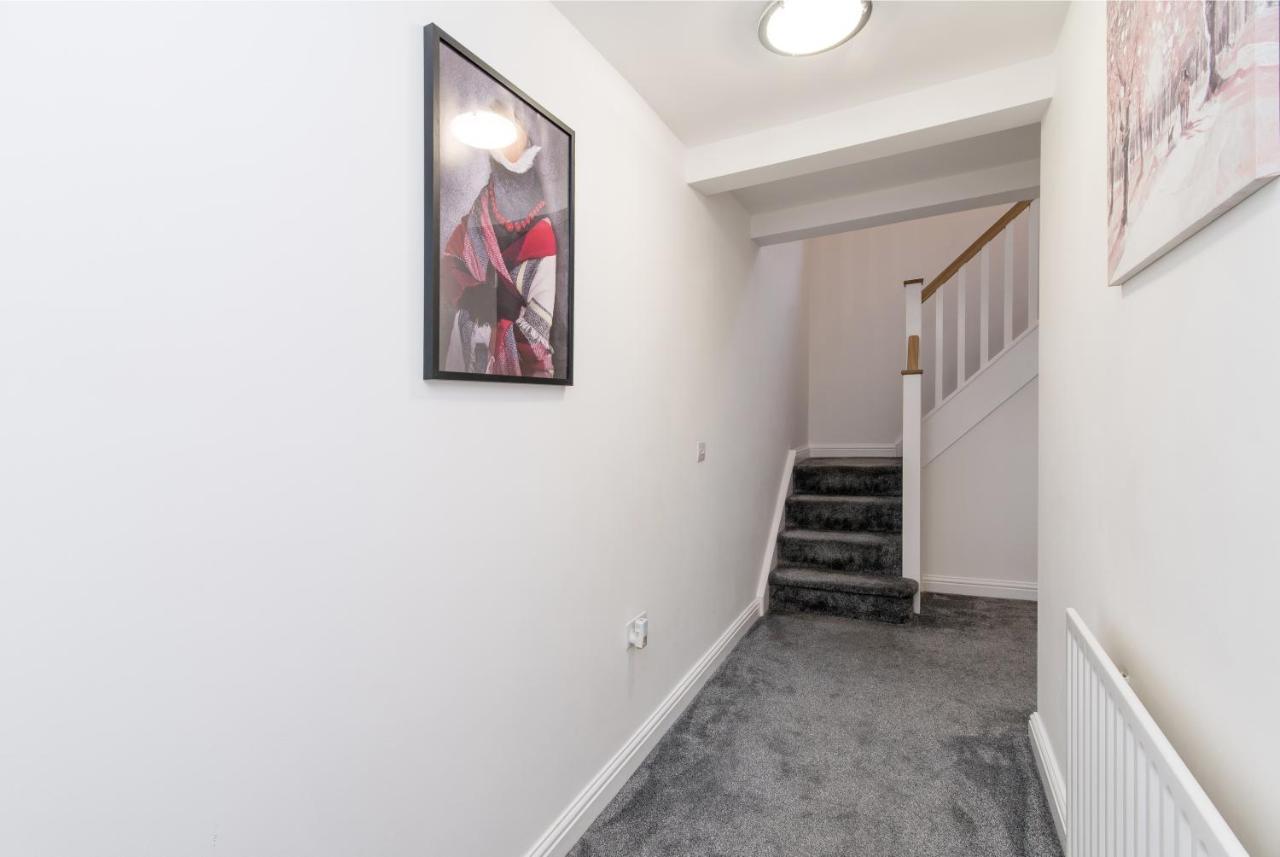 매틀록 Immaculate 3 Bed House - Stunning Balcony Views 아파트 외부 사진