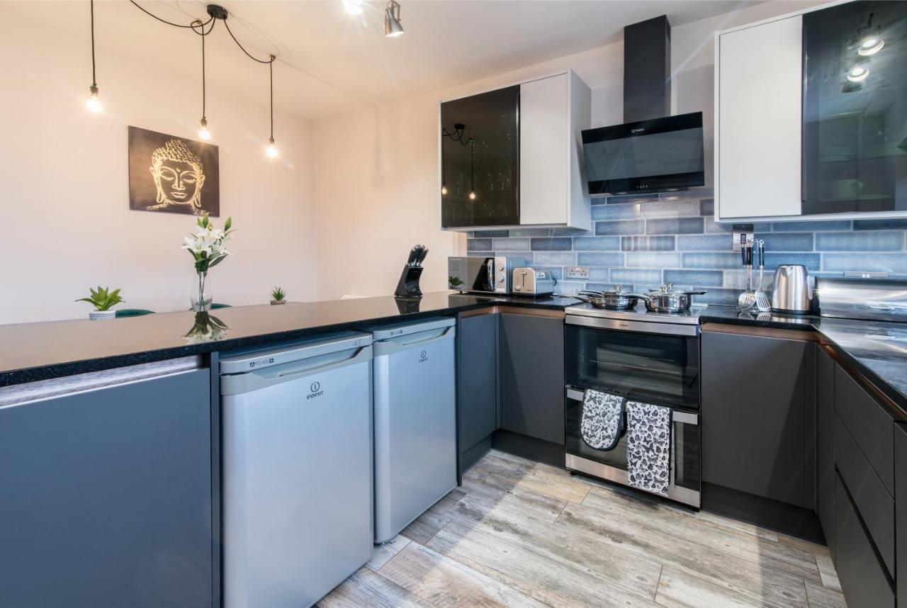 매틀록 Immaculate 3 Bed House - Stunning Balcony Views 아파트 외부 사진